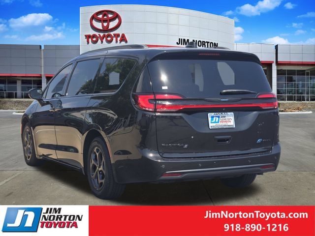 Used 2021 Chrysler Pacifica Limited w/ Premium & Safety Sphere Group FWD image 6