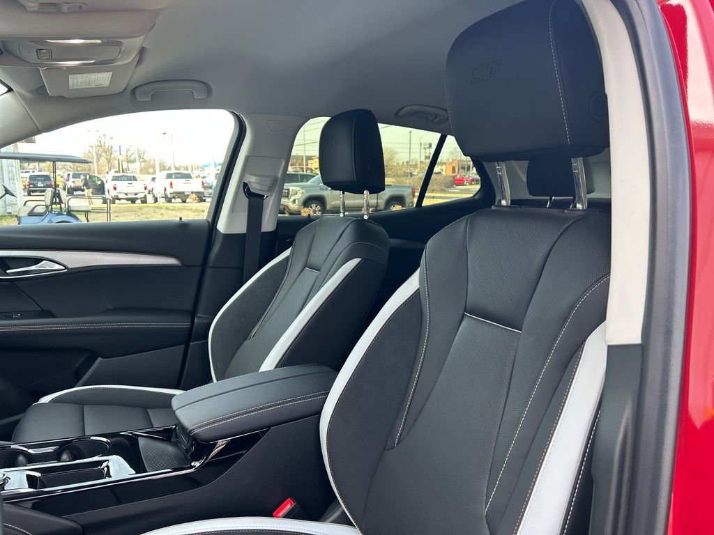 New 2026 Buick Envision Sport Touring image 13