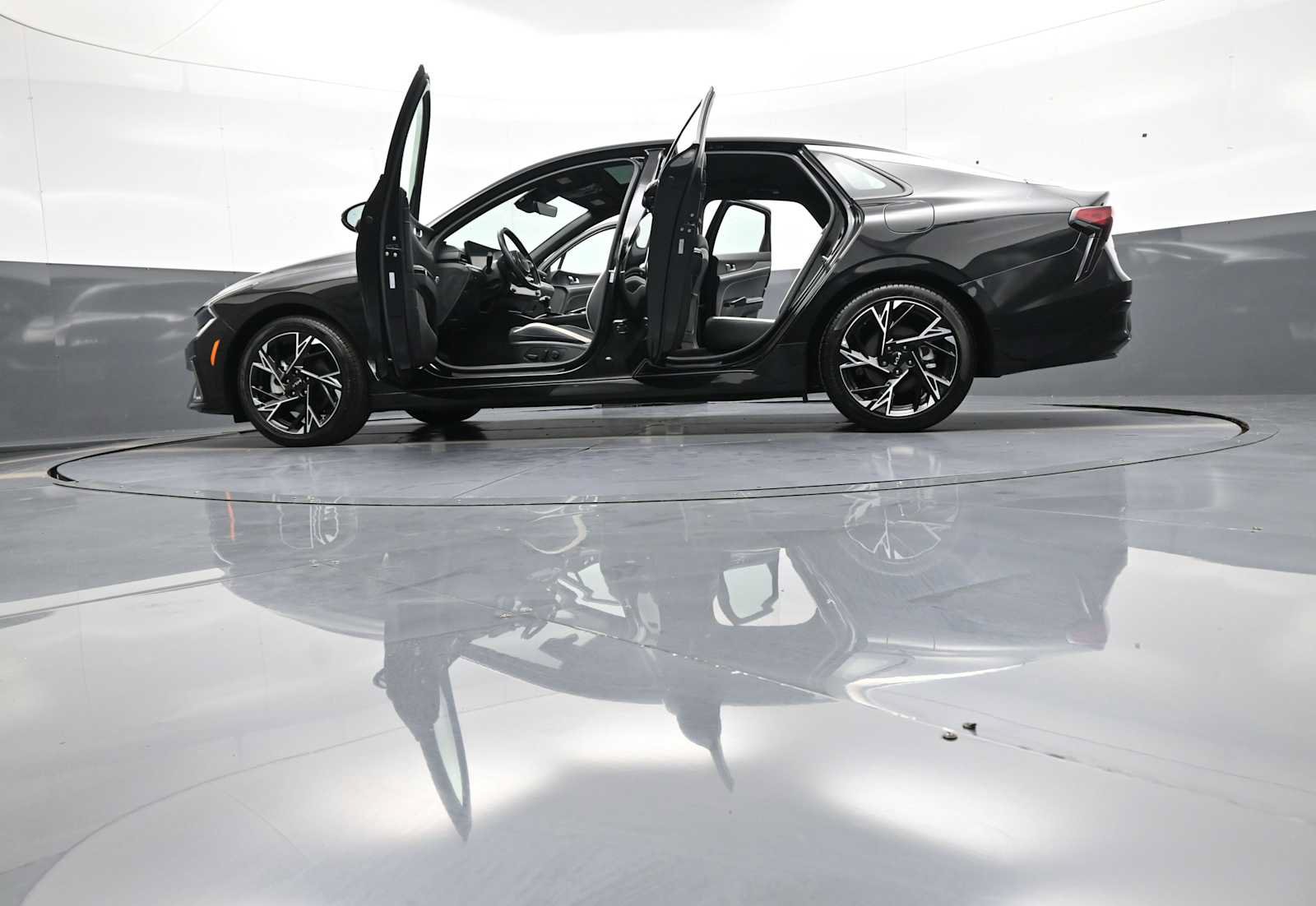 Certified 2025 Kia K5 GT-Line w/ GT-Line Premium Package AWD/4WD image 48