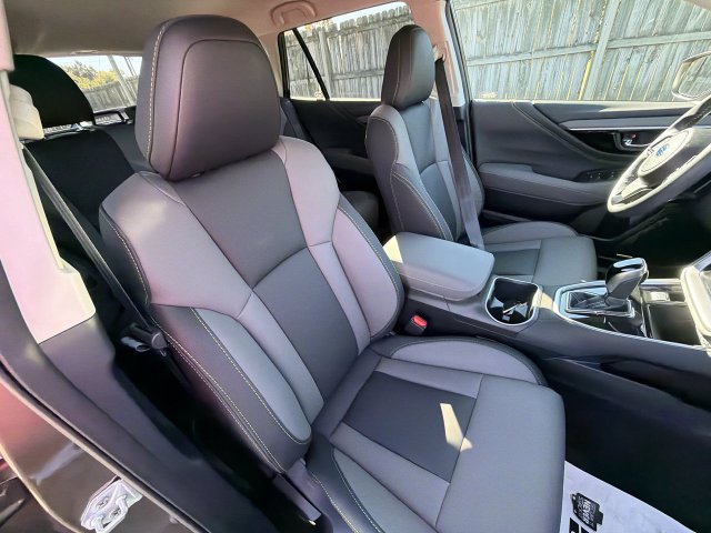 Certified 2024 Subaru Outback Onyx Edition AWD/4WD image 31