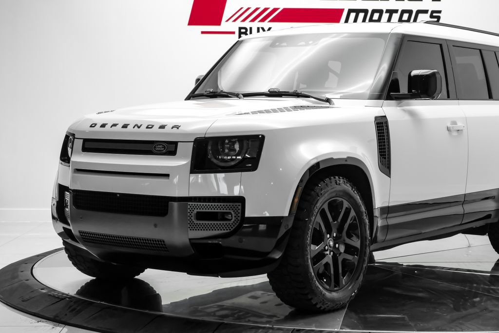 Used 2024 Land Rover Defender 130 Outbound AWD/4WD image 2