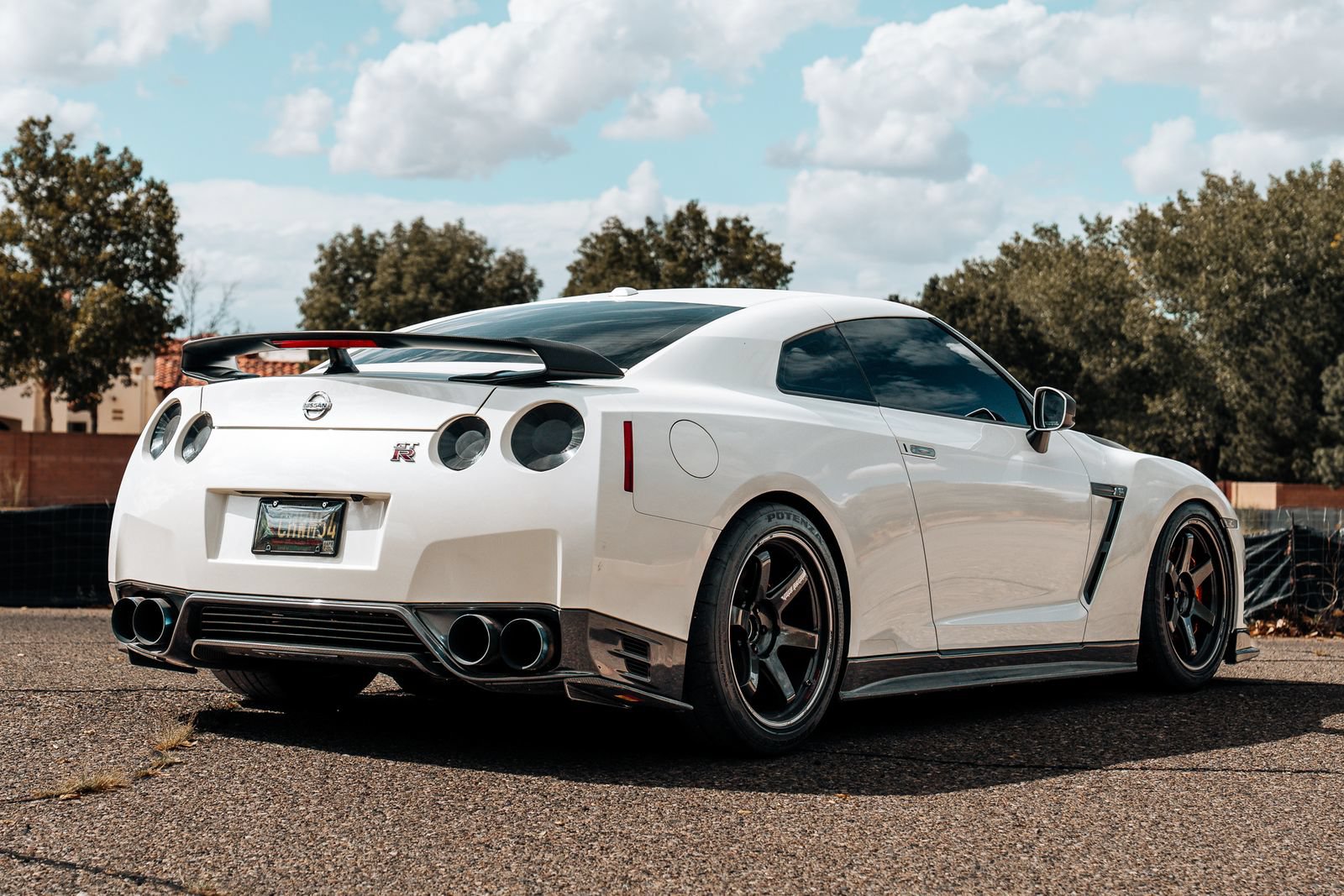 Used 2014 Nissan GT-R Black Edition AWD/4WD image 7