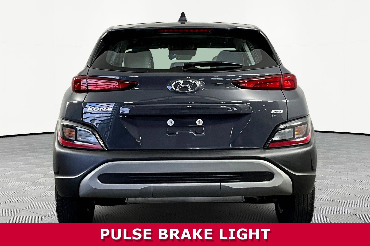 Used 2023 Hyundai Kona SE AWD/4WD image 5