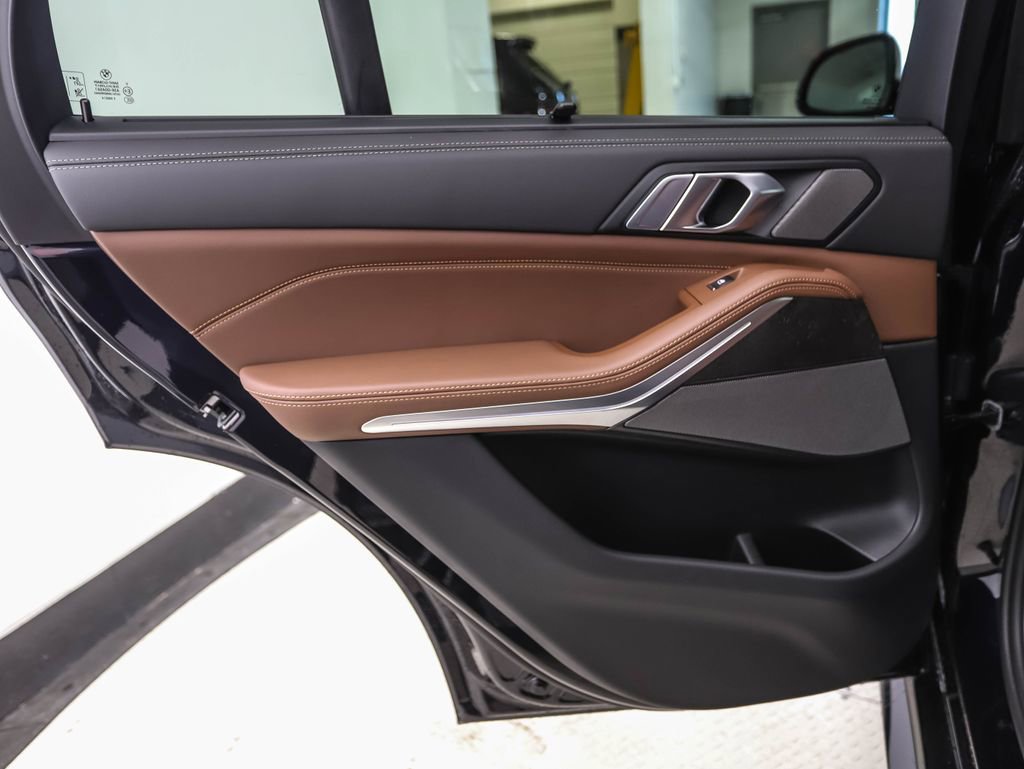 New 2026 BMW X5 xDrive40i w/ Executive Package image 20