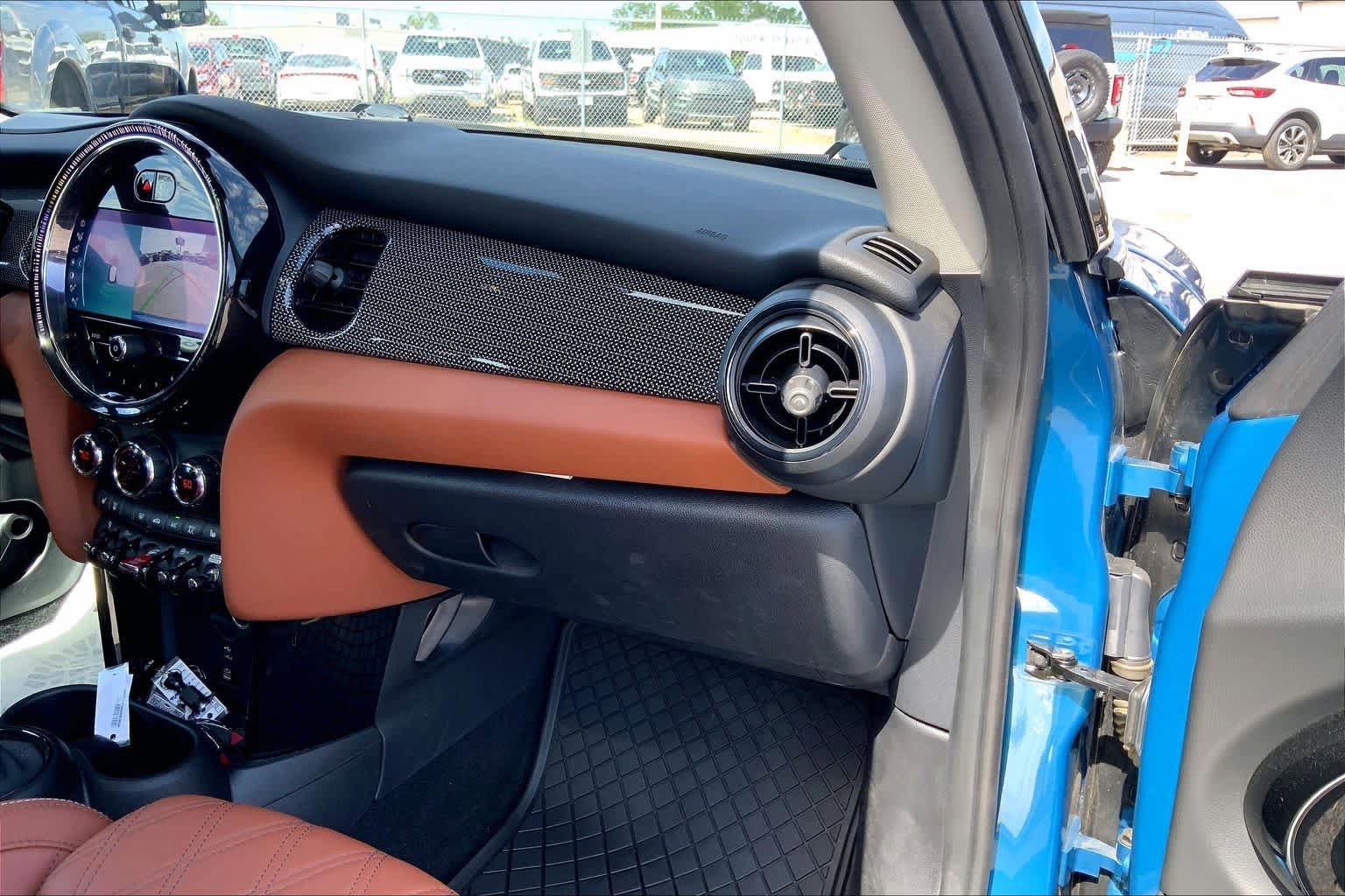 Used 2024 MINI Cooper S FWD image 19