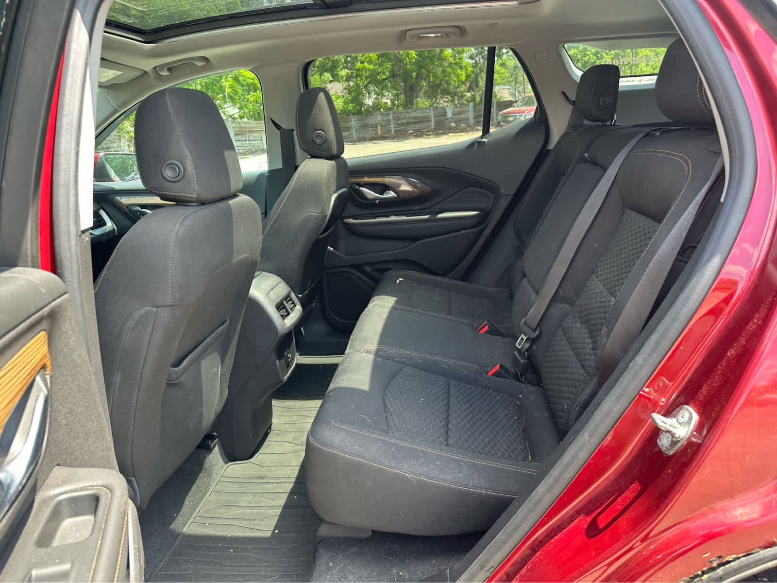 Used 2018 GMC Terrain SLE w/ Driver Convenience Package AWD/4WD image 21