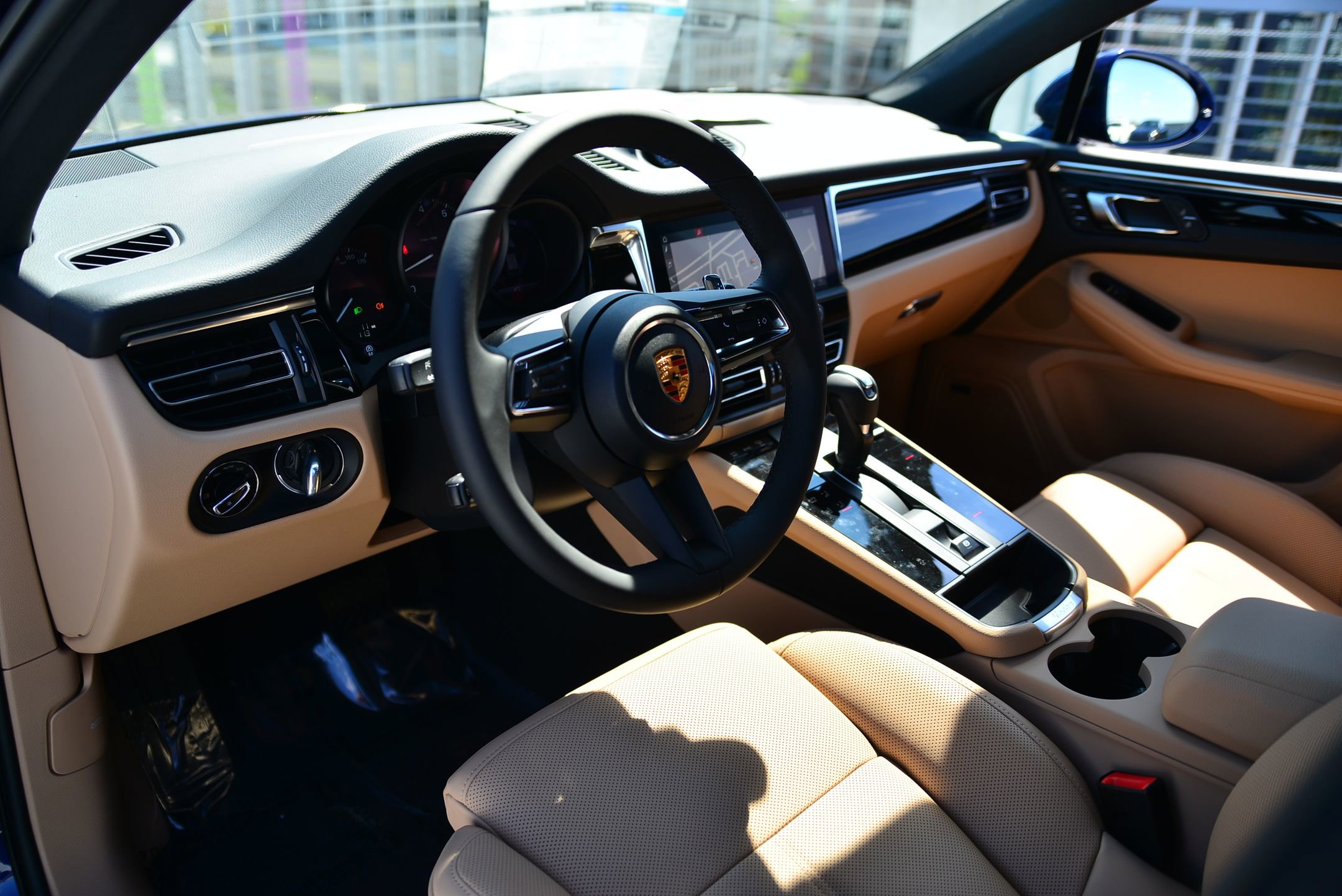 Certified 2026 Porsche Macan image 27