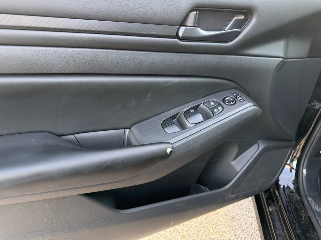 Used 2023 Nissan Altima 2.5 S image 10