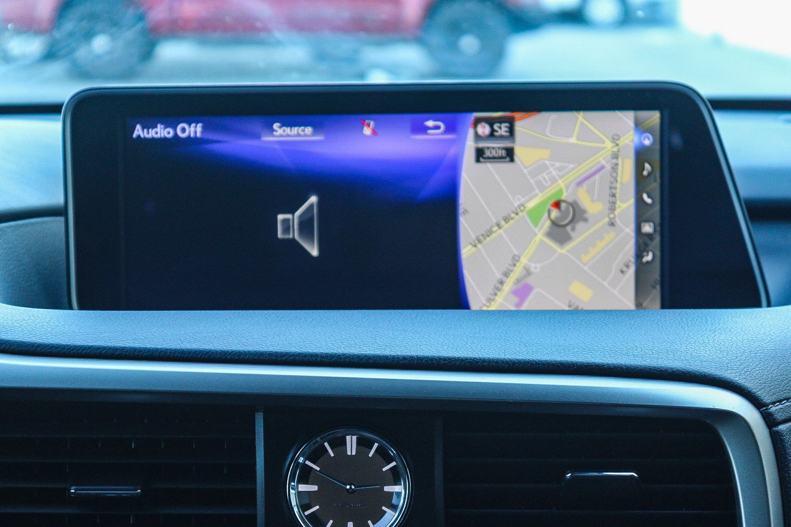 Used 2018 Lexus RX 350L FWD image 15