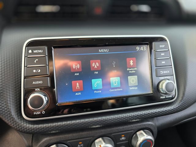 Used 2024 Nissan Kicks S image 28