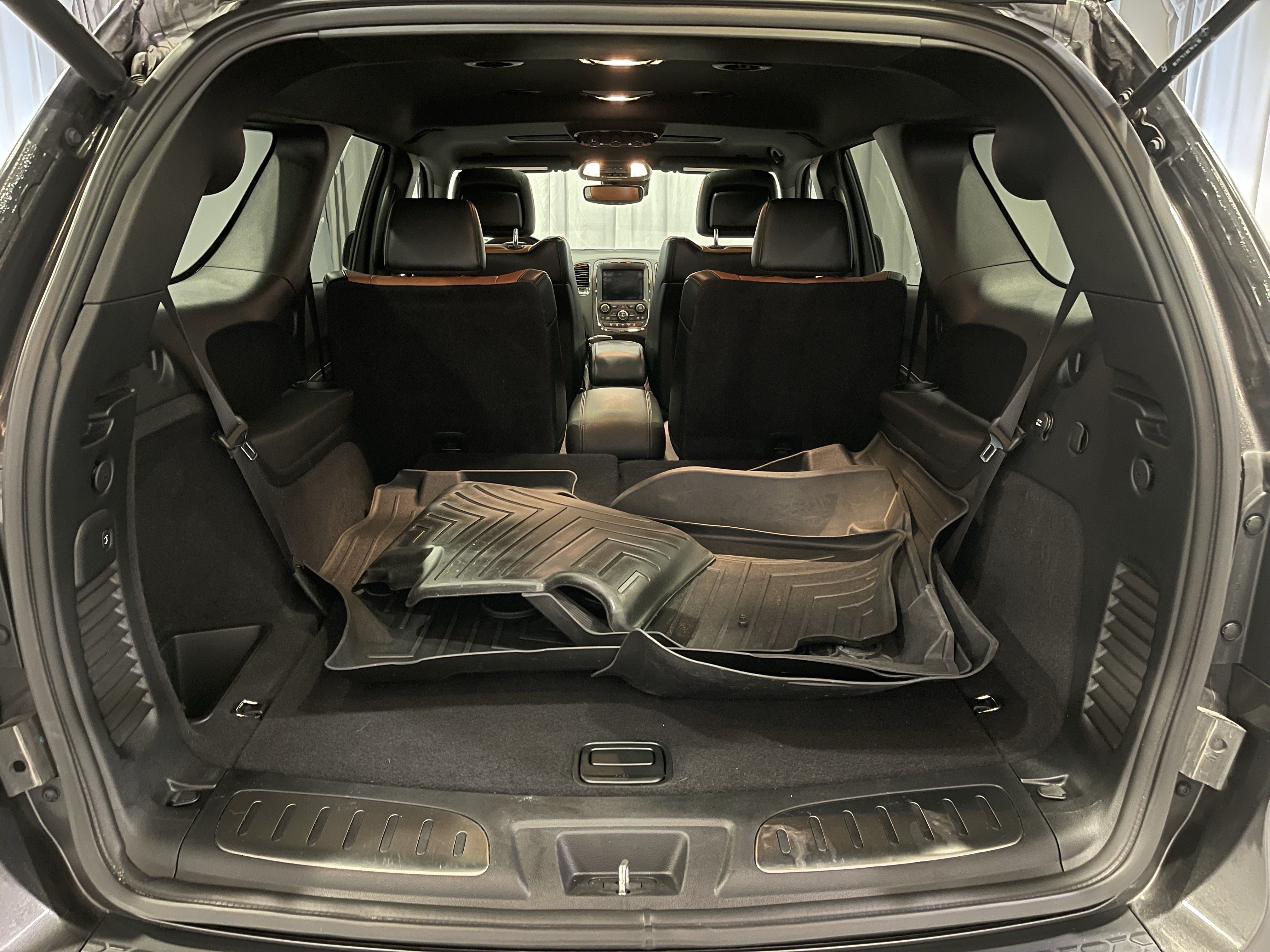 Used 2019 Dodge Durango R/T w/ Technology Group AWD/4WD image 27