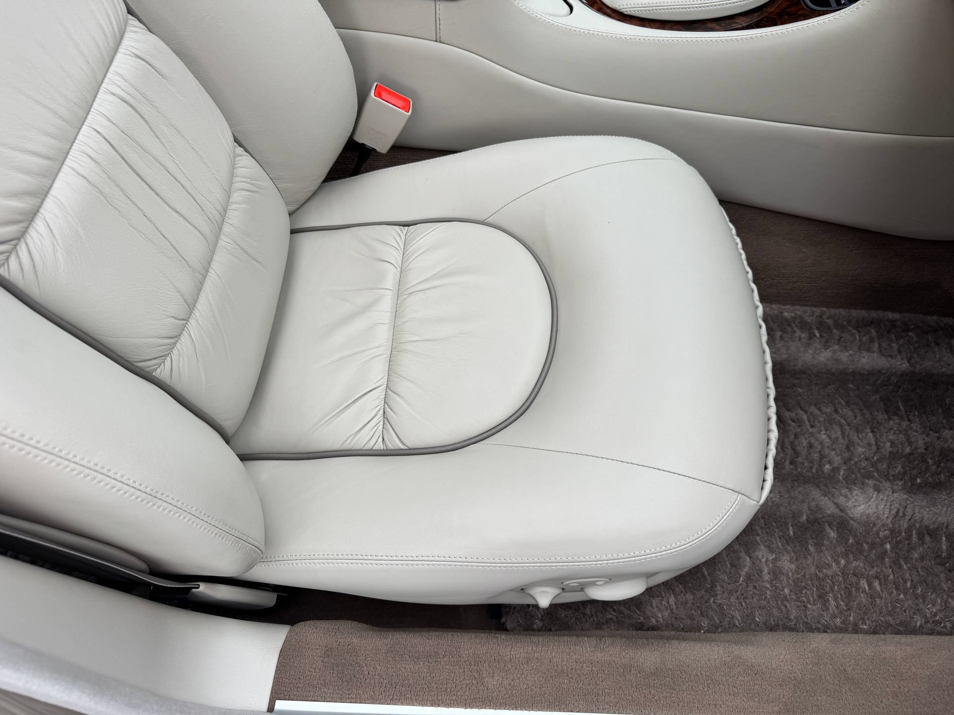 Used 2001 Jaguar XJ Supercharged RWD image 68