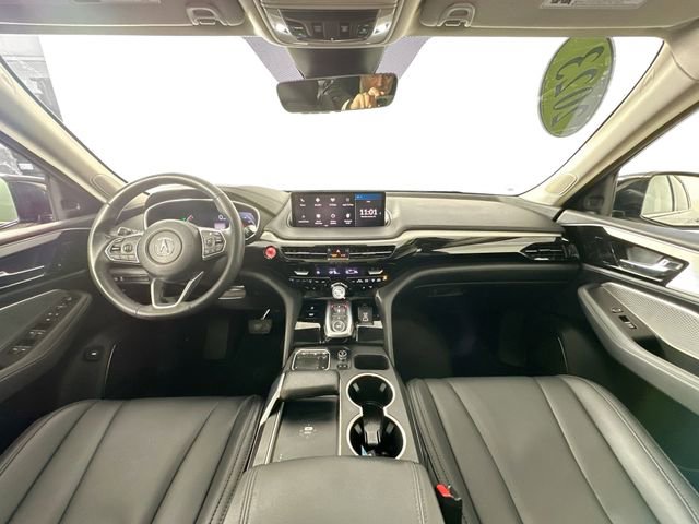 Used 2023 Acura MDX SH-AWD image 3