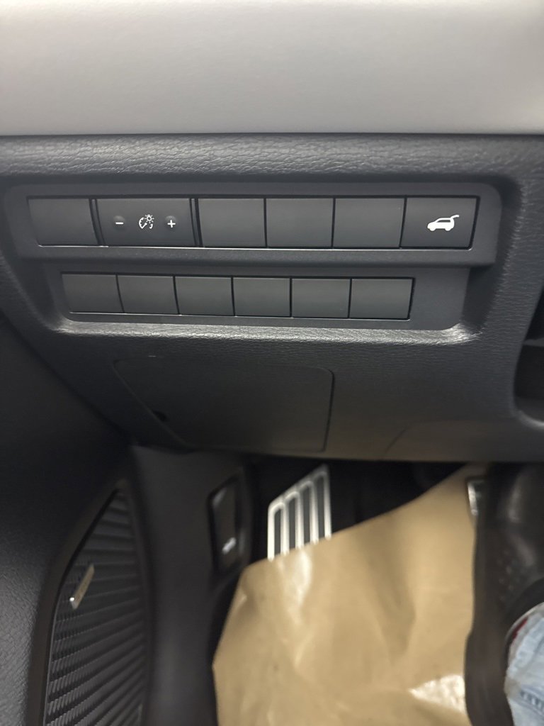 New 2025 Mitsubishi Outlander SEL image 18