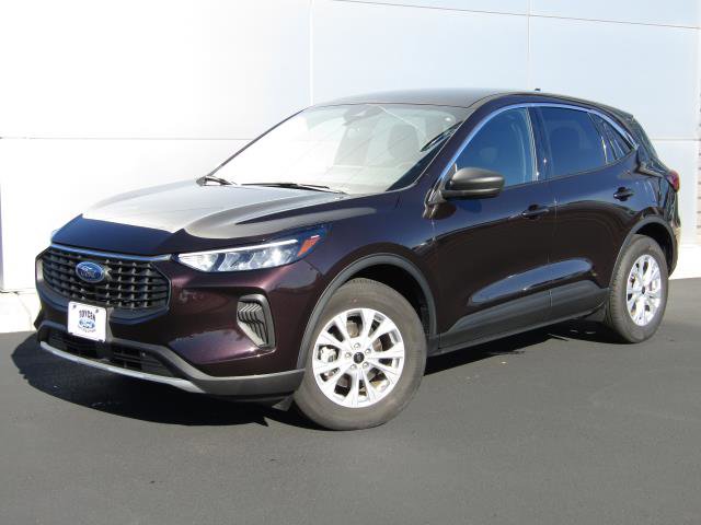 Used 2023 Ford Escape Active w/ Tech Pack #1 AWD/4WD image 19