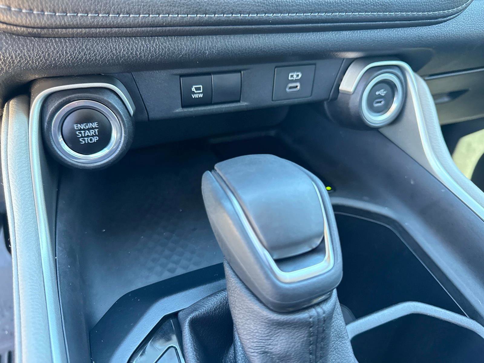 Used 2024 Toyota Grand Highlander Limited image 30