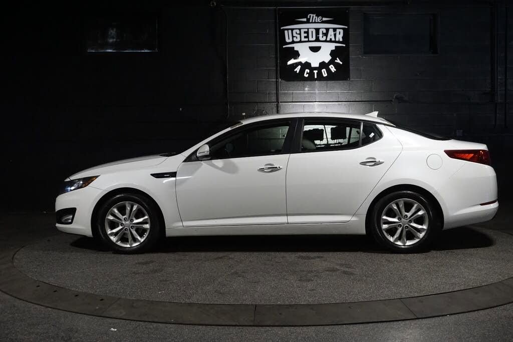 Used 2013 Kia Optima EX image 2