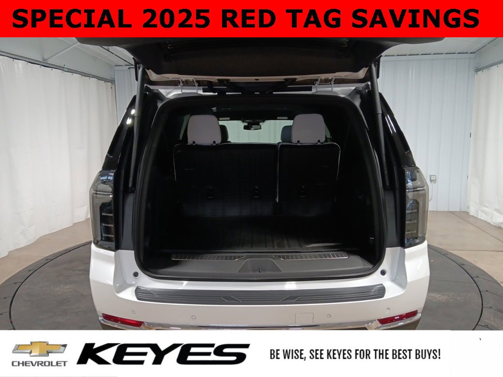 New 2025 Chevrolet Suburban Premier image 8