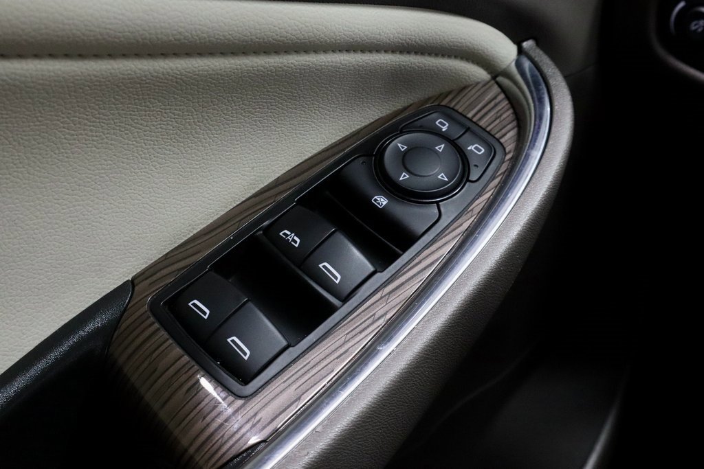 Used 2024 Chevrolet Malibu LT image 25