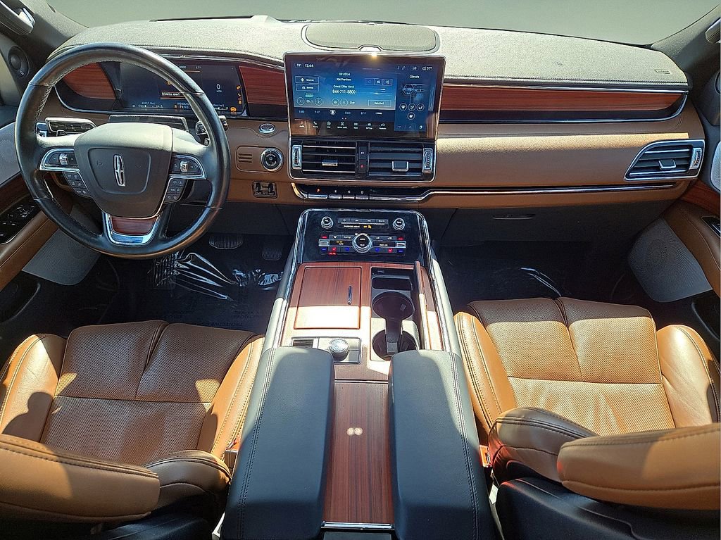 Used 2024 Lincoln Navigator L Reserve image 18