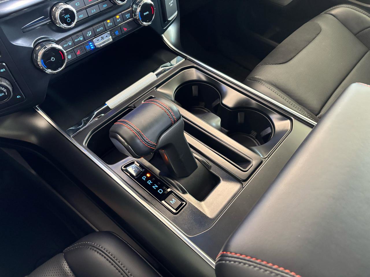 Used 2025 Ford F150 Raptor image 21