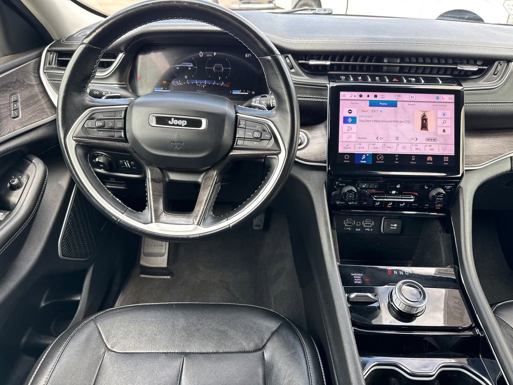 Used 2022 Jeep Grand Cherokee L Limited AWD/4WD image 22