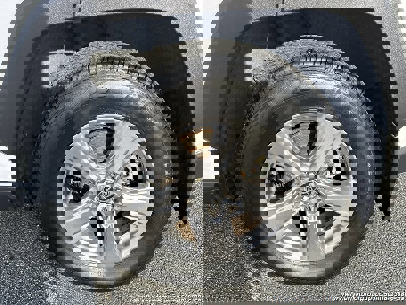 Used 2022 Toyota RAV4 LE image 10