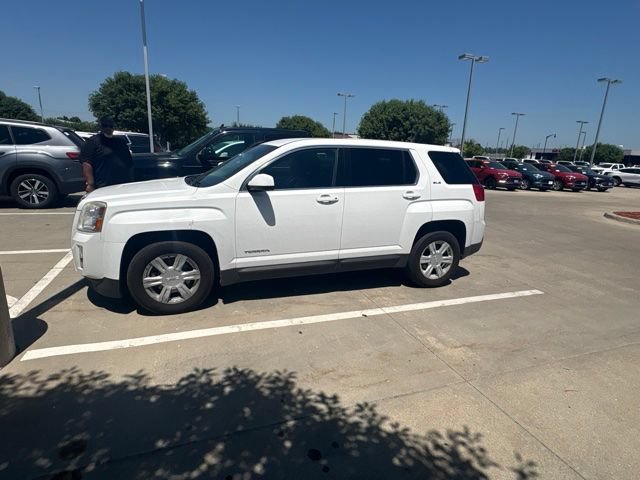 Used 2014 GMC Terrain SLE AWD/4WD image 2