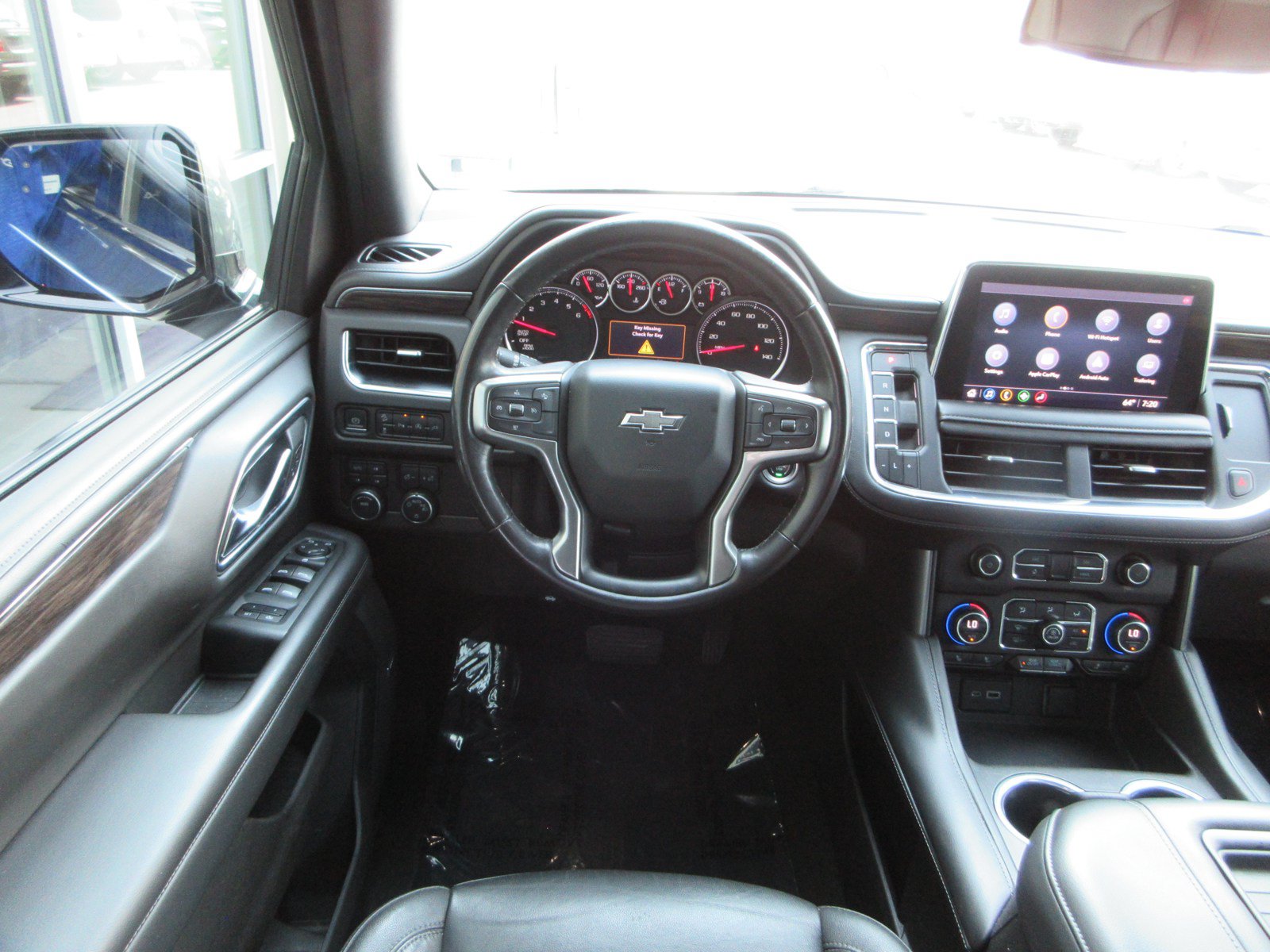 Used 2021 Chevrolet Suburban Z71 AWD/4WD image 36