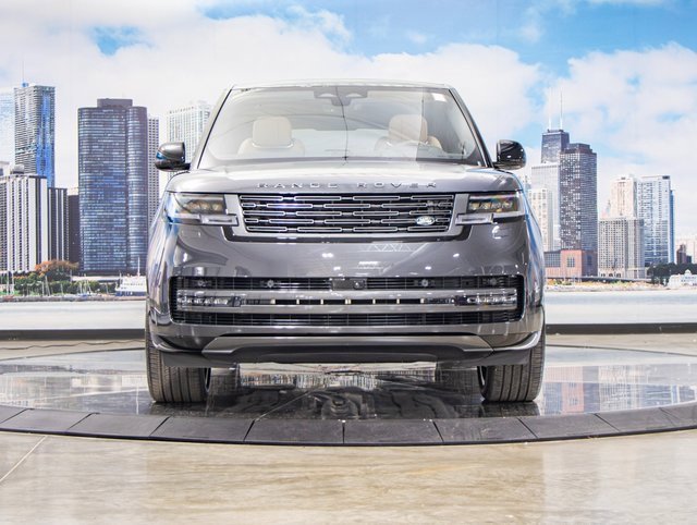 New 2025 Land Rover Range Rover SE image 3