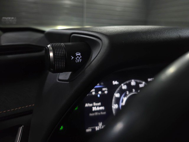 Used 2019 Lexus UX 250h w/ Premium Package image 23