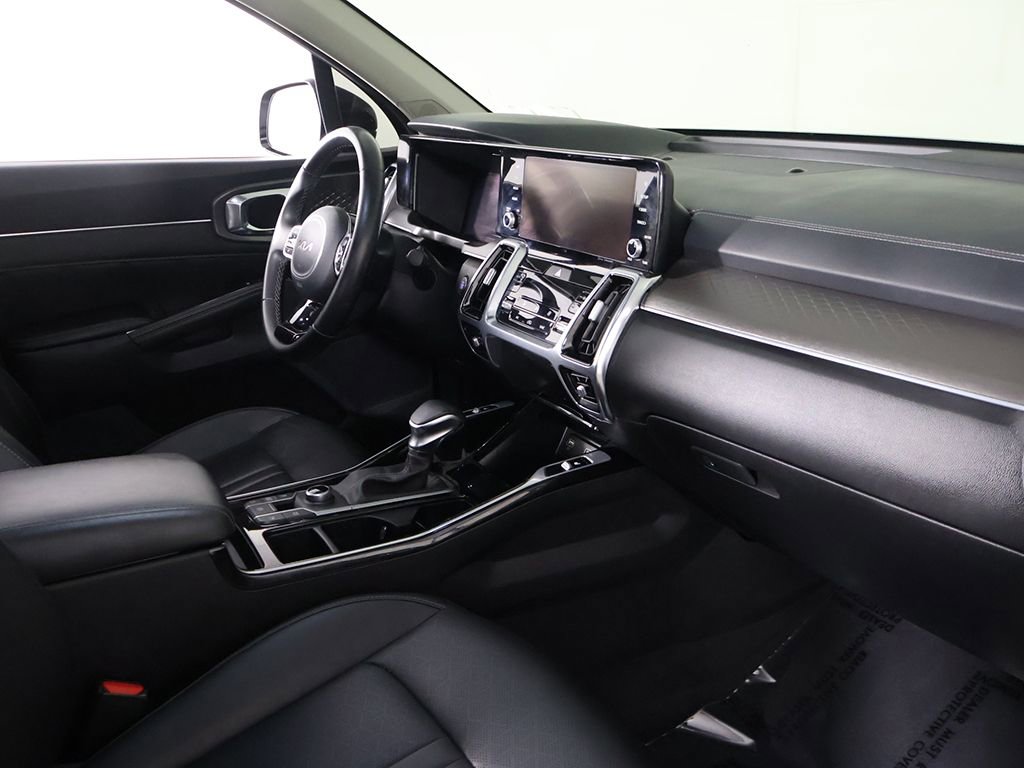 Used 2023 Kia Sorento SX AWD/4WD image 31