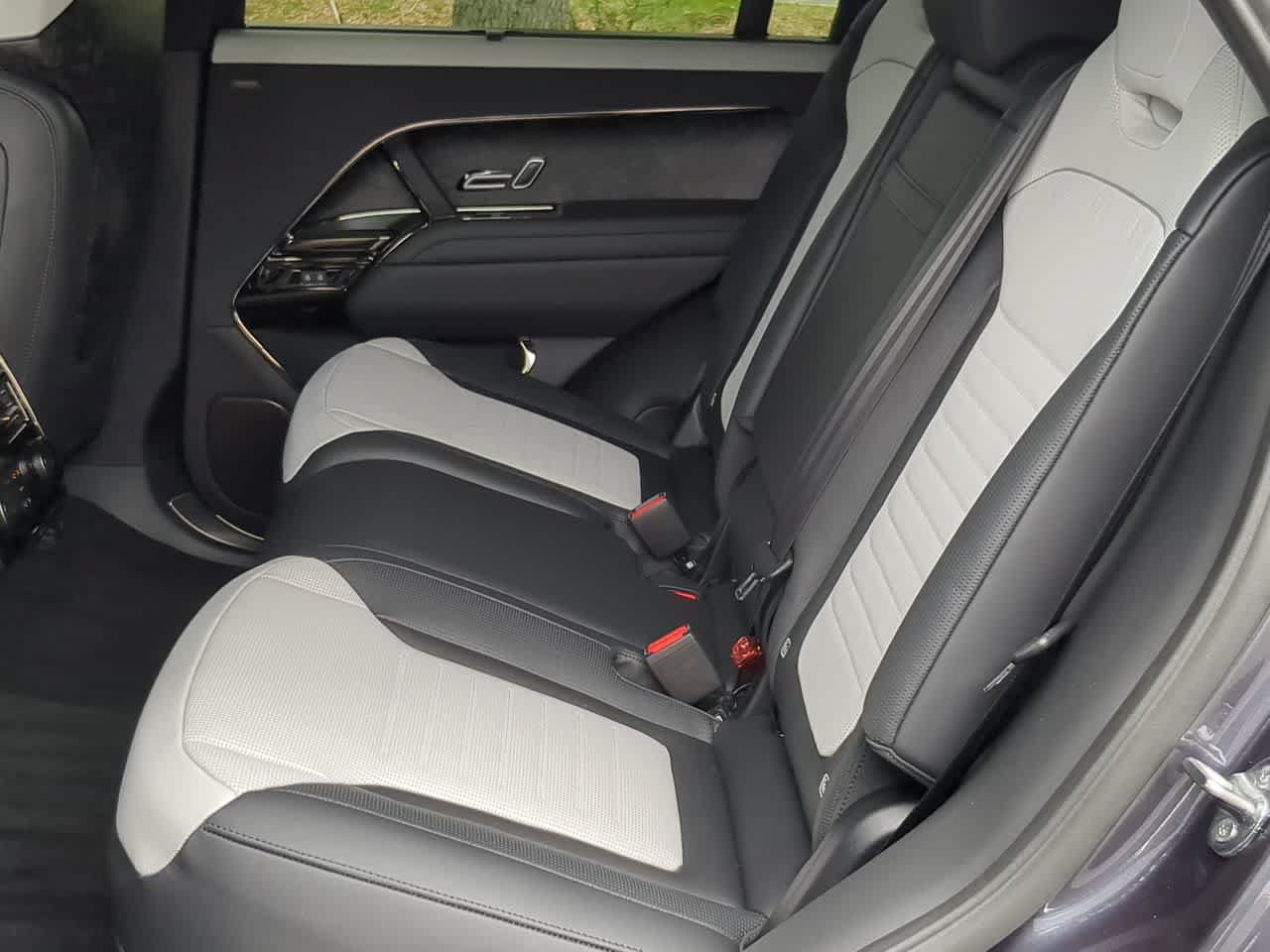 New 2026 Land Rover Range Rover Sport SV AWD/4WD image 20