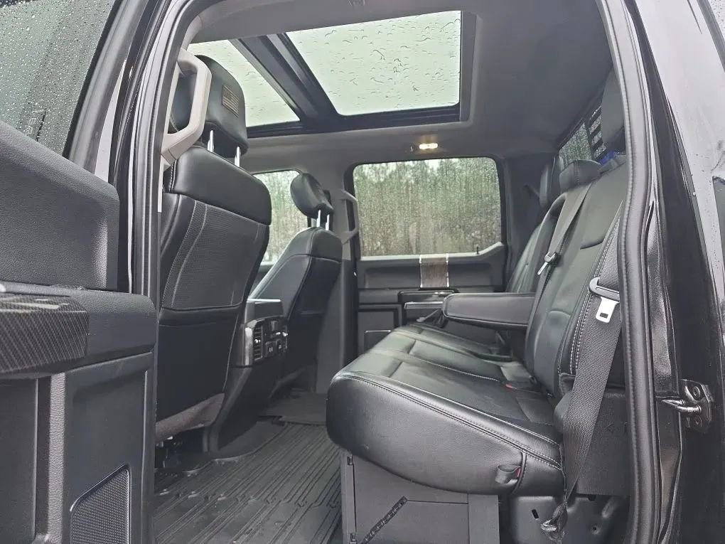Used 2019 Ford F250 Lariat w/ Lariat Ultimate Package AWD/4WD image 44