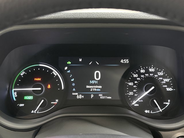 Used 2025 Toyota Sienna XLE w/ XLE Plus Package image 19