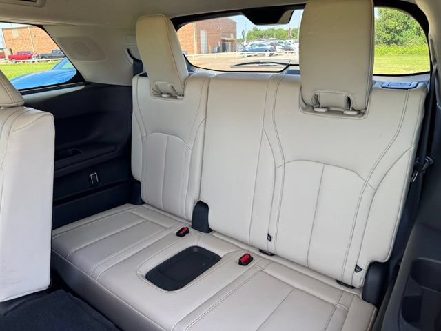 Used 2023 INFINITI QX60 Luxe w/ Vision Package AWD/4WD image 14