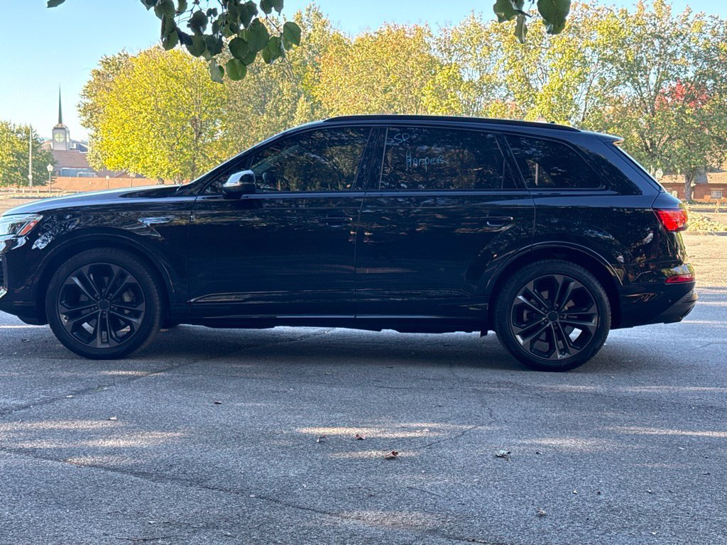Used 2026 Audi Q7 3.0T Premium Plus w/ Premium Plus Package AWD/4WD image 9