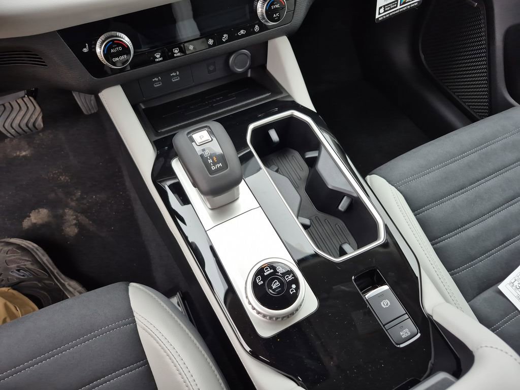 New 2026 Mitsubishi Outlander SE FWD image 38