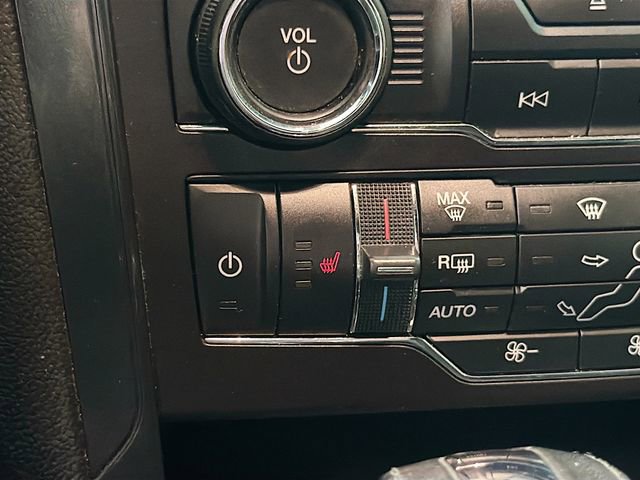 Used 2018 Ford Explorer XLT w/ Equipment Group 202A image 20