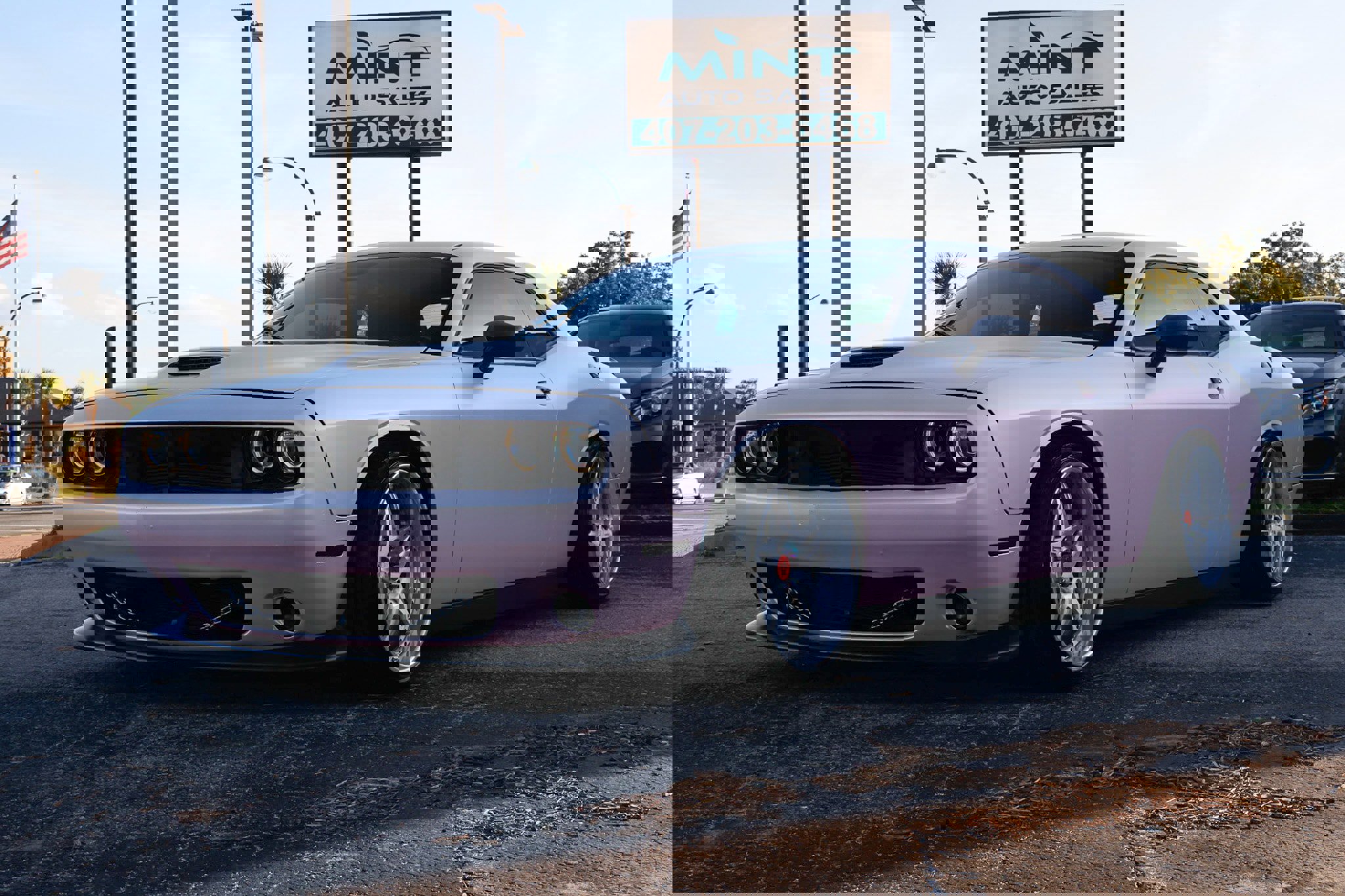 Used 2020 Dodge Challenger R/T w/ Blacktop Package image 4