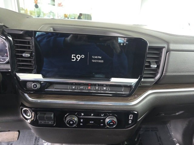Used 2024 Chevrolet Silverado 2500 LT image 28