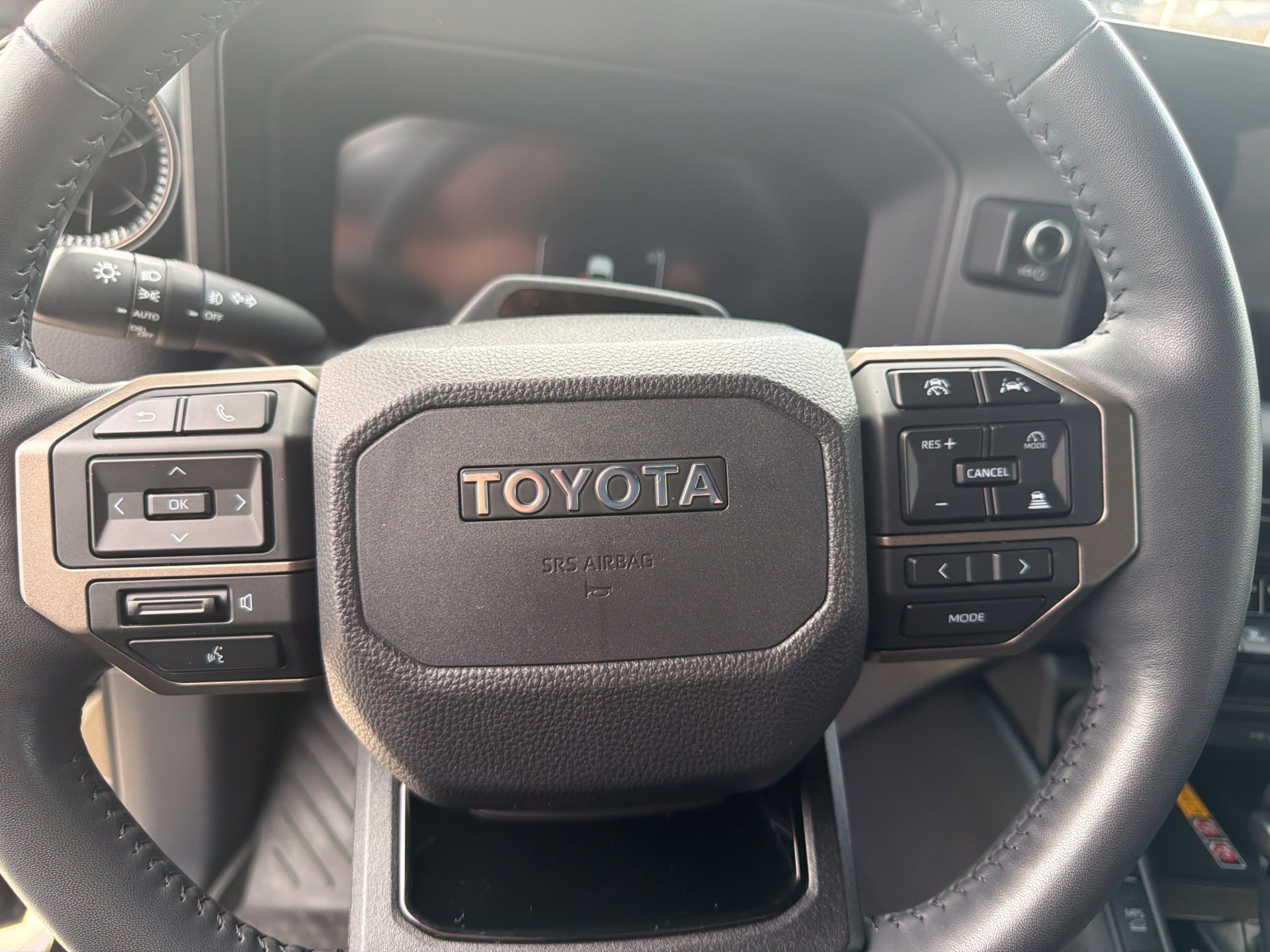 Used 2024 Toyota Land Cruiser w/ Premium Package AWD/4WD image 15