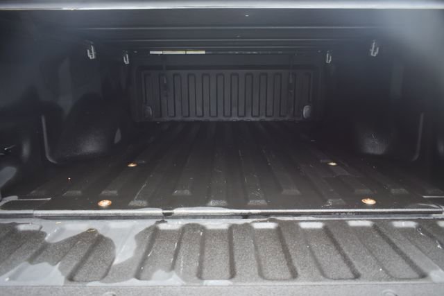 Used 2014 Ford F150 FX4 w/ Equipment Group 402A Luxury AWD/4WD image 47