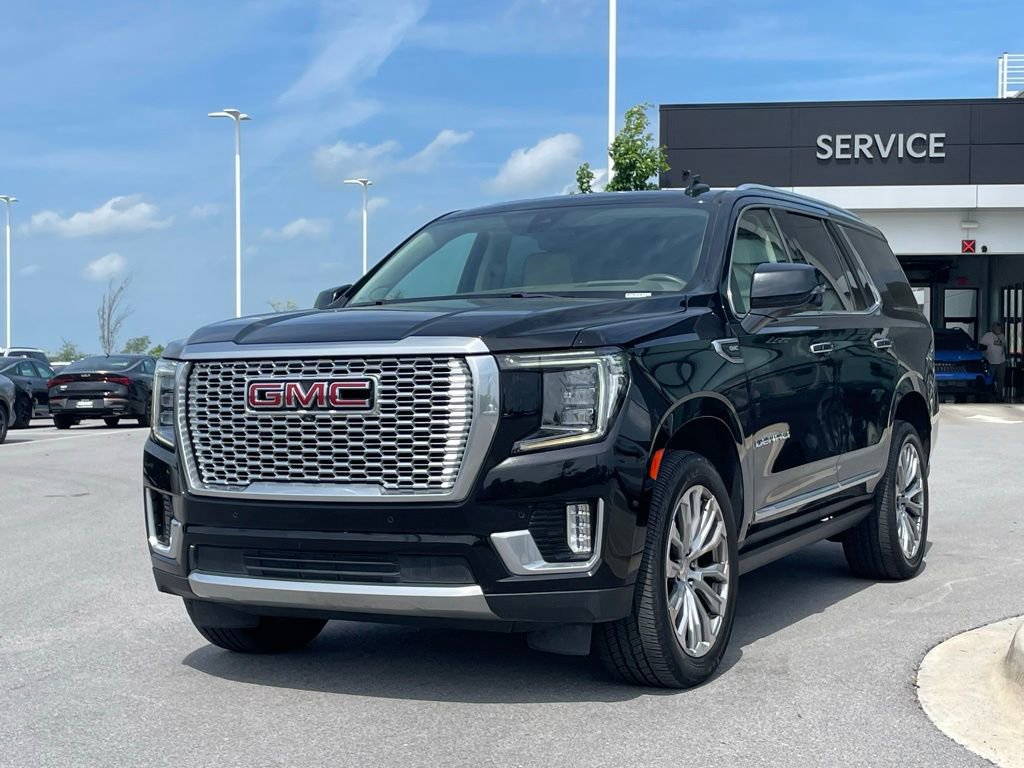Used 2021 GMC Yukon Denali w/ Denali Premium Package AWD/4WD image 3