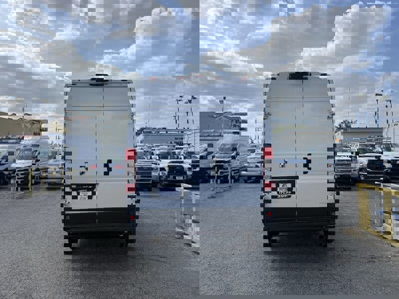 Used 2018 RAM ProMaster 1500 image 3