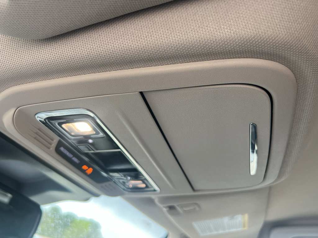 Certified 2023 Lincoln Corsair Reserve image 17