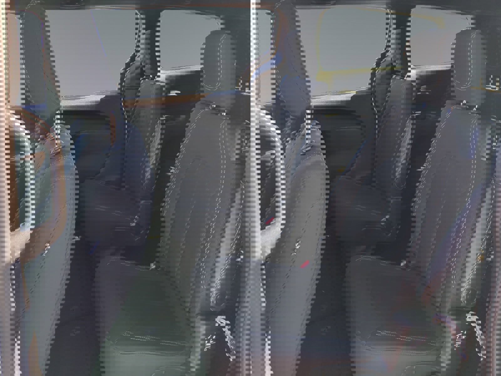 Used 2024 Chrysler Pacifica Touring image 14