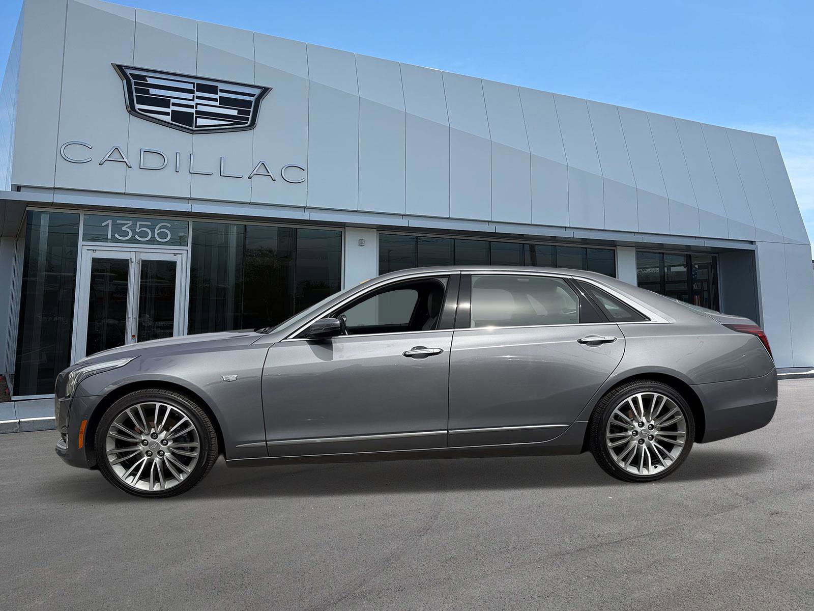 Used 2018 Cadillac CT6 Premium Luxury w/ Super Cruise Package AWD/4WD image 3