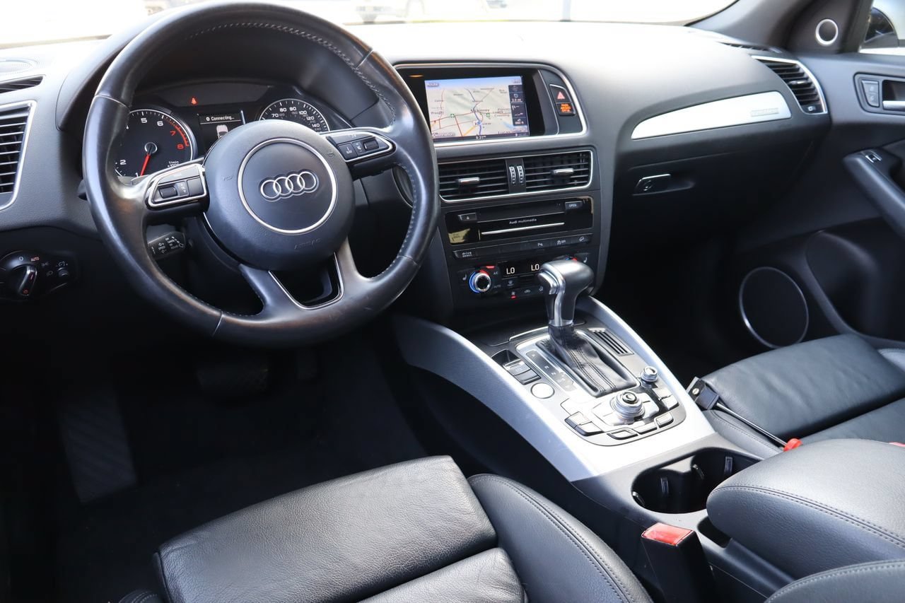 Used 2017 Audi Q5 2.0T Premium Plus w/ Technology Package AWD/4WD image 5