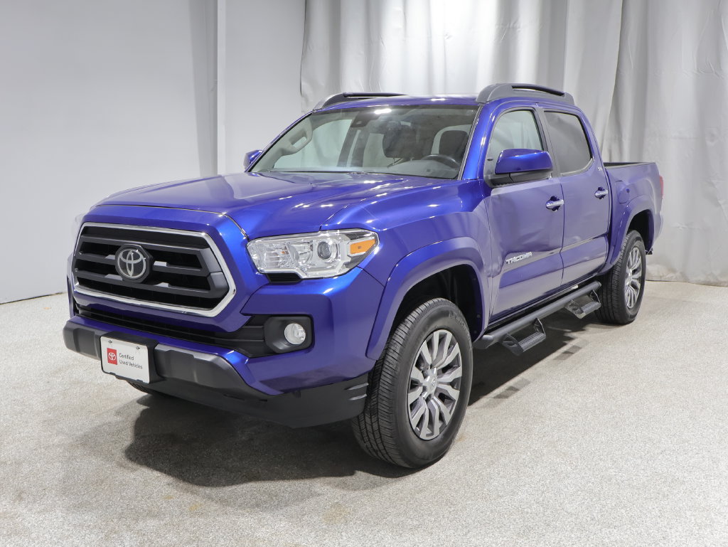 Certified 2023 Toyota Tacoma SR5 AWD/4WD image 8